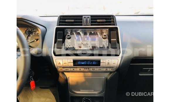 Acheter Import Voiture Toyota Prado Noir à Import - Dubai, Grande Comore Acheter Import Voiture Toyota Prado Noir à Import - Dubai, Grande Comore