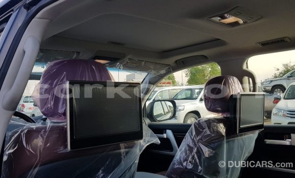 Acheter Import Voiture Toyota Land Cruiser Noir à Import - Dubai, Grande Comore Acheter Import Voiture Toyota Land Cruiser Noir à Import - Dubai, Grande Comore