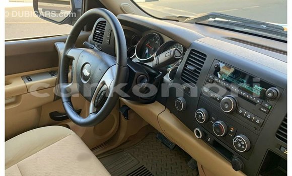 Buy Import Chevrolet Silverado Black Car in Import - Dubai in Great Comore Buy Import Chevrolet Silverado Black Car in Import - Dubai in Great Comore