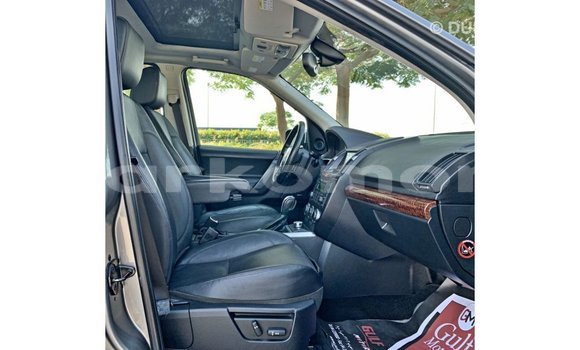 Buy Import Land Rover Defender Other Car in Import - Dubai in Great Comore Buy Import Land Rover Defender Other Car in Import - Dubai in Great Comore