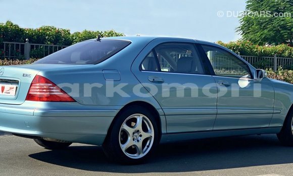 Buy Import Mercedes-Benz 200 Blue Car in Import - Dubai in Great Comore Buy Import Mercedes-Benz 200 Blue Car in Import - Dubai in Great Comore