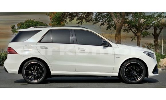 Buy Import Mercedes-Benz GLE White Car in Import - Dubai in Great Comore Buy Import Mercedes-Benz GLE White Car in Import - Dubai in Great Comore