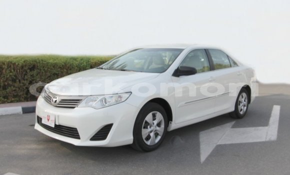 Buy Import Toyota Camry White Car in Import - Dubai in Great Comore Buy Import Toyota Camry White Car in Import - Dubai in Great Comore