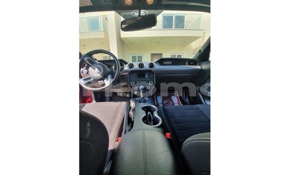 Acheter Import Voiture Ford Mustang Rouge à Import - Dubai, Grande Comore Acheter Import Voiture Ford Mustang Rouge à Import - Dubai, Grande Comore