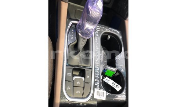 Acheter Import Voiture Hyundai Santa Fe Rouge à Import - Dubai, Grande Comore Acheter Import Voiture Hyundai Santa Fe Rouge à Import - Dubai, Grande Comore