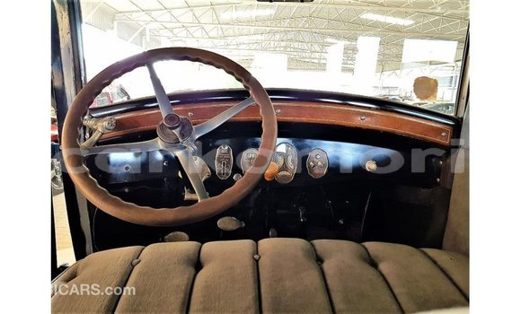 Acheter Import Voiture Buick Electra Bleu à Import - Dubai, Grande Comore Acheter Import Voiture Buick Electra Bleu à Import - Dubai, Grande Comore