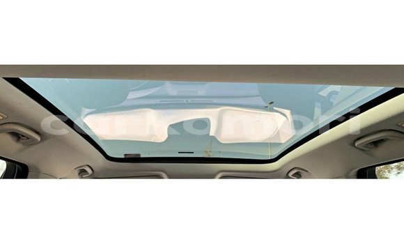 Buy Import Jaguar F-Pace White Car in Import - Dubai in Great Comore Buy Import Jaguar F-Pace White Car in Import - Dubai in Great Comore