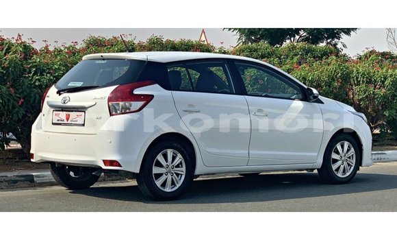 Buy Import Toyota Yaris White Car in Import - Dubai in Great Comore Buy Import Toyota Yaris White Car in Import - Dubai in Great Comore