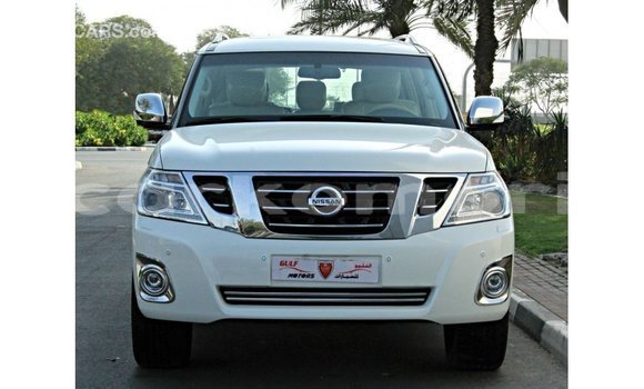 Acheter Import Voiture Nissan Patrol Blanc à Import - Dubai, Grande Comore Acheter Import Voiture Nissan Patrol Blanc à Import - Dubai, Grande Comore