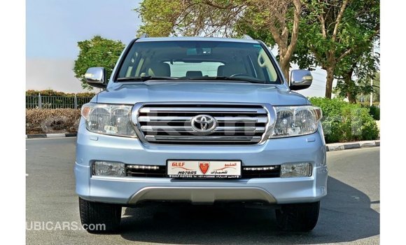 Buy Import Toyota Land Cruiser Blue Car in Import - Dubai in Great Comore Buy Import Toyota Land Cruiser Blue Car in Import - Dubai in Great Comore