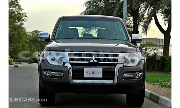 Buy Import Mitsubishi Pajero Brown Car in Import - Dubai in Great Comore Buy Import Mitsubishi Pajero Brown Car in Import - Dubai in Great Comore