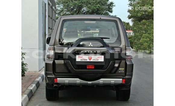 Buy Import Mitsubishi Pajero Brown Car in Import - Dubai in Great Comore Buy Import Mitsubishi Pajero Brown Car in Import - Dubai in Great Comore