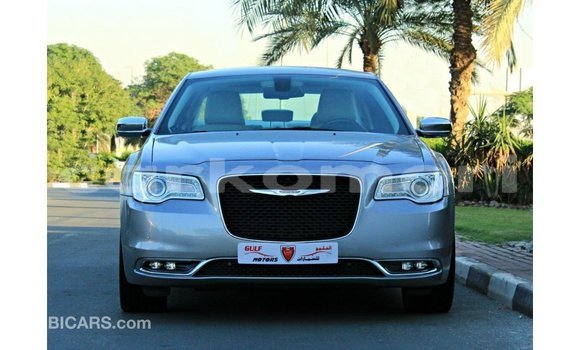 Acheter Import Voiture Chrysler 300 Autre à Import - Dubai, Grande Comore Acheter Import Voiture Chrysler 300 Autre à Import - Dubai, Grande Comore