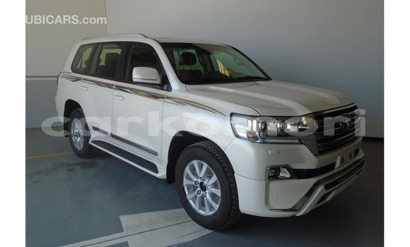 Buy Import Toyota Land Cruiser Other Car in Import - Dubai in Great Comore Buy Import Toyota Land Cruiser Other Car in Import - Dubai in Great Comore