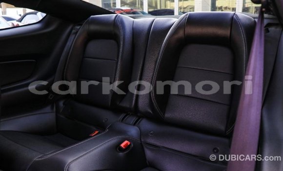 Acheter Import Voiture Ford Mustang Noir à Import - Dubai, Grande Comore Acheter Import Voiture Ford Mustang Noir à Import - Dubai, Grande Comore