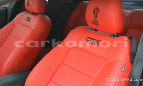 Acheter Import Voiture Ford Mustang Blanc à Import - Dubai, Grande Comore Acheter Import Voiture Ford Mustang Blanc à Import - Dubai, Grande Comore