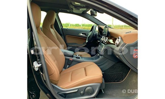 Buy Import Mercedes-Benz 250 Black Car in Import - Dubai in Great Comore Buy Import Mercedes-Benz 250 Black Car in Import - Dubai in Great Comore