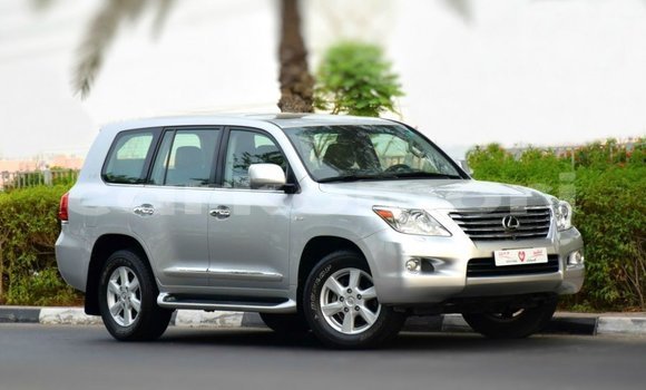 Acheter Import Voiture Lexus LX Autre à Import - Dubai, Grande Comore Acheter Import Voiture Lexus LX Autre à Import - Dubai, Grande Comore