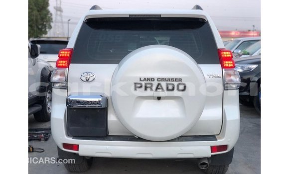 Buy Import Toyota Prado White Car in Import - Dubai in Great Comore Buy Import Toyota Prado White Car in Import - Dubai in Great Comore