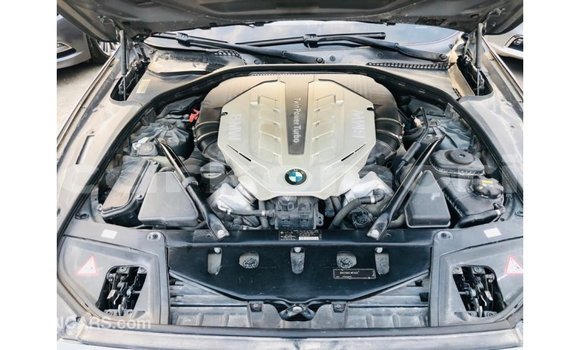 Acheter Import Moto BMW R Autre à Import - Dubai, Grande Comore Acheter Import Moto BMW R Autre à Import - Dubai, Grande Comore