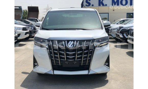 Buy Import Toyota Alphard White Car in Import - Dubai in Great Comore Buy Import Toyota Alphard White Car in Import - Dubai in Great Comore