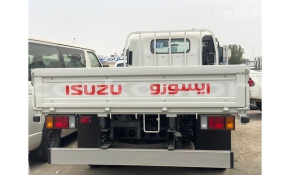 Acheter Import Utilitaire Isuzu FTR 850 Blanc à Import - Dubai, Grande Comore Acheter Import Utilitaire Isuzu FTR 850 Blanc à Import - Dubai, Grande Comore