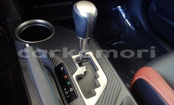 Acheter Occasion Voiture Toyota RAV4 Vert à Fomboni, Mohéli Acheter Occasion Voiture Toyota RAV4 Vert à Fomboni, Mohéli