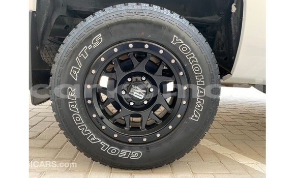 Buy Import Chevrolet Silverado White Car in Import - Dubai in Great Comore Buy Import Chevrolet Silverado White Car in Import - Dubai in Great Comore