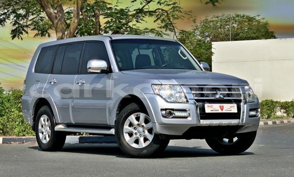 Acheter Import Voiture Mitsubishi Pajero Autre à Import - Dubai, Grande Comore