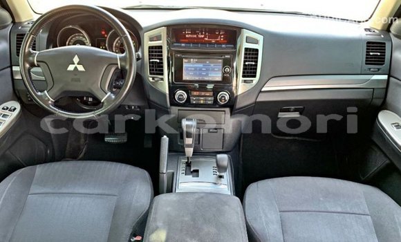 Buy Import Mitsubishi Pajero Other Car in Import - Dubai in Great Comore Buy Import Mitsubishi Pajero Other Car in Import - Dubai in Great Comore