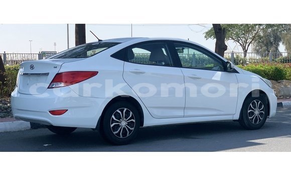 Buy Import Hyundai Accent White Car in Import - Dubai in Great Comore Buy Import Hyundai Accent White Car in Import - Dubai in Great Comore