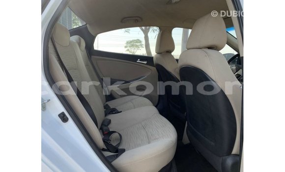 Buy Import Hyundai Accent White Car in Import - Dubai in Great Comore Buy Import Hyundai Accent White Car in Import - Dubai in Great Comore