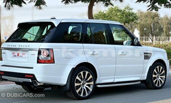 Buy Import Land Rover Range Rover White Car in Import - Dubai in Great Comore Buy Import Land Rover Range Rover White Car in Import - Dubai in Great Comore