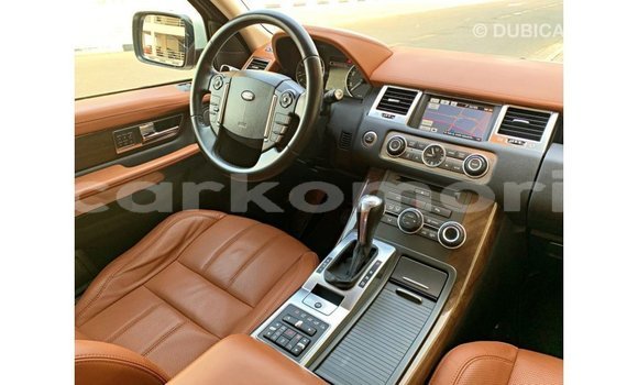 Buy Import Land Rover Range Rover White Car in Import - Dubai in Great Comore Buy Import Land Rover Range Rover White Car in Import - Dubai in Great Comore