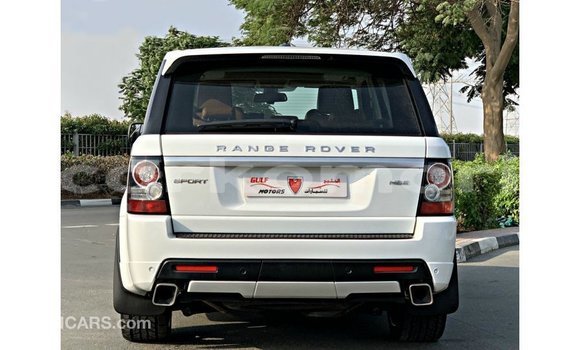 Buy Import Land Rover Range Rover White Car in Import - Dubai in Great Comore Buy Import Land Rover Range Rover White Car in Import - Dubai in Great Comore
