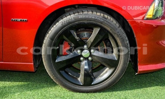 Acheter Import Voiture Dodge Charger Rouge à Import - Dubai, Grande Comore Acheter Import Voiture Dodge Charger Rouge à Import - Dubai, Grande Comore