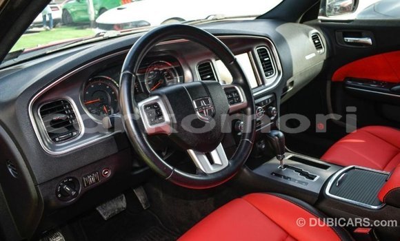 Acheter Import Voiture Dodge Charger Rouge à Import - Dubai, Grande Comore Acheter Import Voiture Dodge Charger Rouge à Import - Dubai, Grande Comore