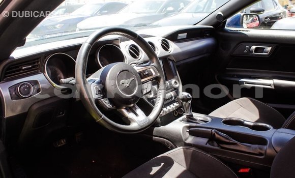 Acheter Import Voiture Ford Mustang Bleu à Import - Dubai, Grande Comore Acheter Import Voiture Ford Mustang Bleu à Import - Dubai, Grande Comore