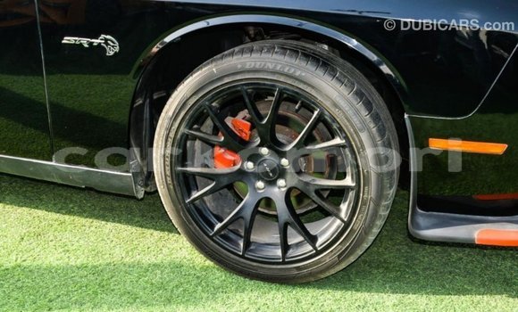 Acheter Import Voiture Dodge Challenger Noir à Import - Dubai, Grande Comore Acheter Import Voiture Dodge Challenger Noir à Import - Dubai, Grande Comore