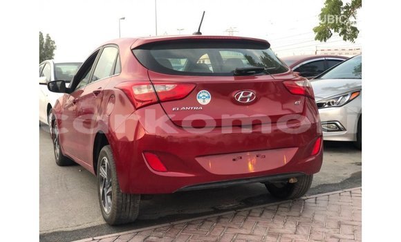 Acheter Import Voiture Hyundai Elantra Rouge à Import - Dubai, Grande Comore Acheter Import Voiture Hyundai Elantra Rouge à Import - Dubai, Grande Comore