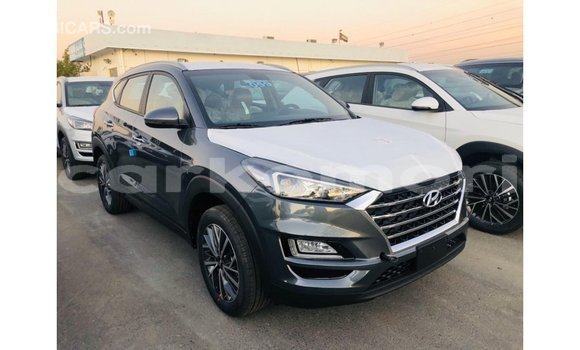 Acheter Import Voiture Hyundai Tucson Autre à Import - Dubai, Grande Comore Acheter Import Voiture Hyundai Tucson Autre à Import - Dubai, Grande Comore