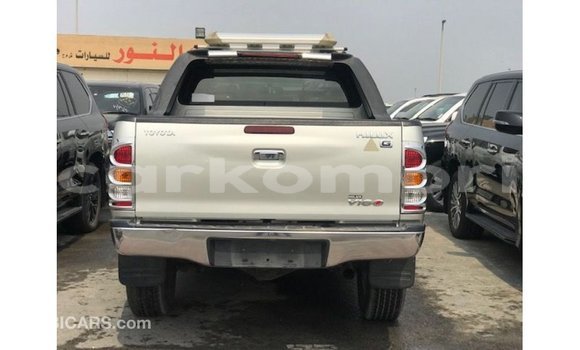 Acheter Import Voiture Toyota Hilux Autre à Import - Dubai, Grande Comore Acheter Import Voiture Toyota Hilux Autre à Import - Dubai, Grande Comore