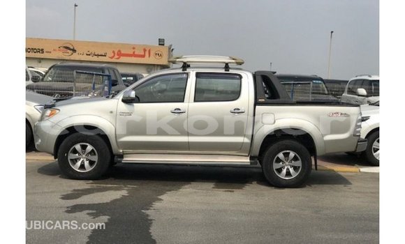 Acheter Import Voiture Toyota Hilux Autre à Import - Dubai, Grande Comore Acheter Import Voiture Toyota Hilux Autre à Import - Dubai, Grande Comore