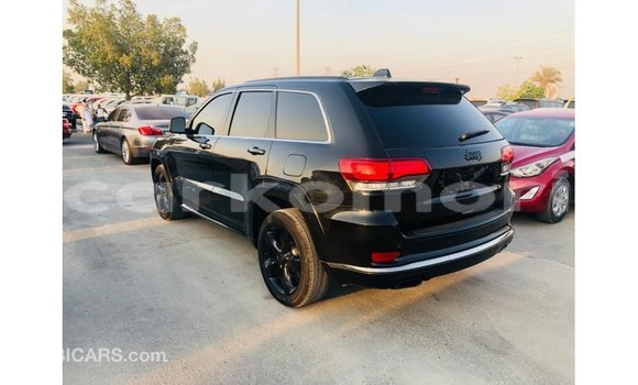 Acheter Import Voiture Jeep Grand Cherokee Noir à Import - Dubai, Grande Comore Acheter Import Voiture Jeep Grand Cherokee Noir à Import - Dubai, Grande Comore