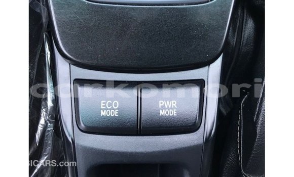 Acheter Import Voiture Toyota Fortuner Blanc à Import - Dubai, Grande Comore Acheter Import Voiture Toyota Fortuner Blanc à Import - Dubai, Grande Comore