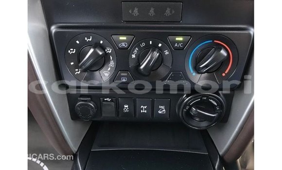 Acheter Import Voiture Toyota Fortuner Blanc à Import - Dubai, Grande Comore Acheter Import Voiture Toyota Fortuner Blanc à Import - Dubai, Grande Comore