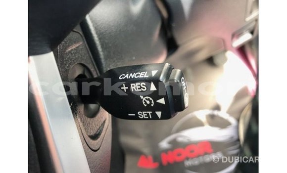 Acheter Import Voiture Toyota Fortuner Blanc à Import - Dubai, Grande Comore Acheter Import Voiture Toyota Fortuner Blanc à Import - Dubai, Grande Comore