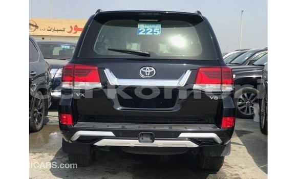 Buy Import Toyota Land Cruiser Black Car in Import - Dubai in Great Comore Buy Import Toyota Land Cruiser Black Car in Import - Dubai in Great Comore