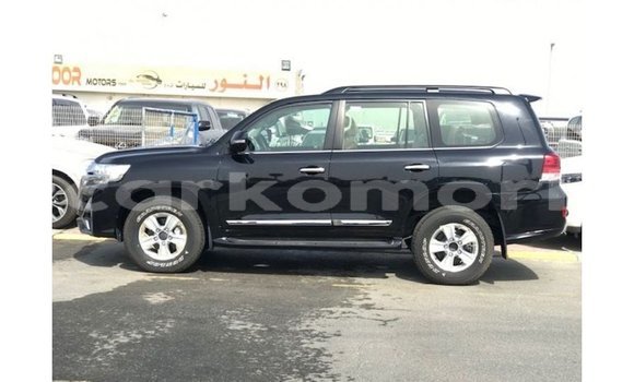 Buy Import Toyota Land Cruiser Black Car in Import - Dubai in Great Comore Buy Import Toyota Land Cruiser Black Car in Import - Dubai in Great Comore