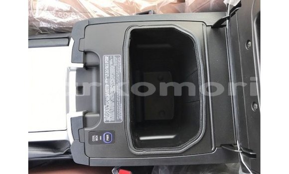 Buy Import Toyota Land Cruiser Black Car in Import - Dubai in Great Comore Buy Import Toyota Land Cruiser Black Car in Import - Dubai in Great Comore